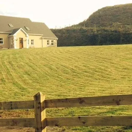 Slieve League House Oda ve Kahvaltı 4*