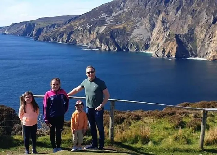 斯尼联赛楼住宿加早餐旅馆 Teelin